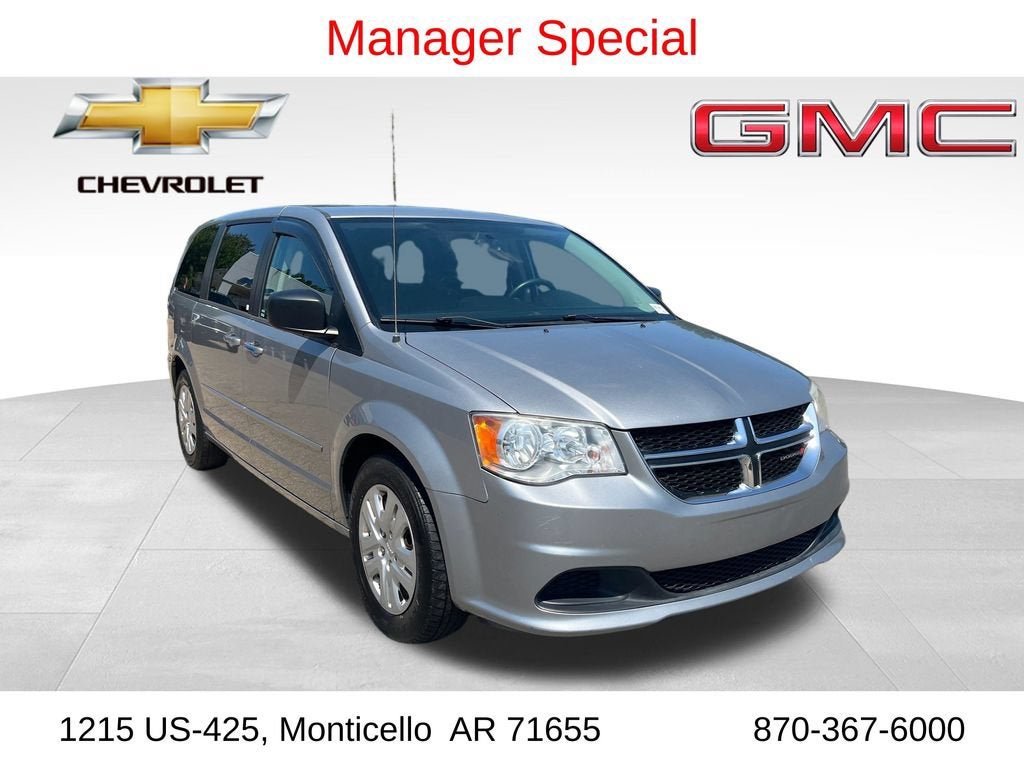 2017 Dodge Grand Caravan SE in Silver — front three-quarter view